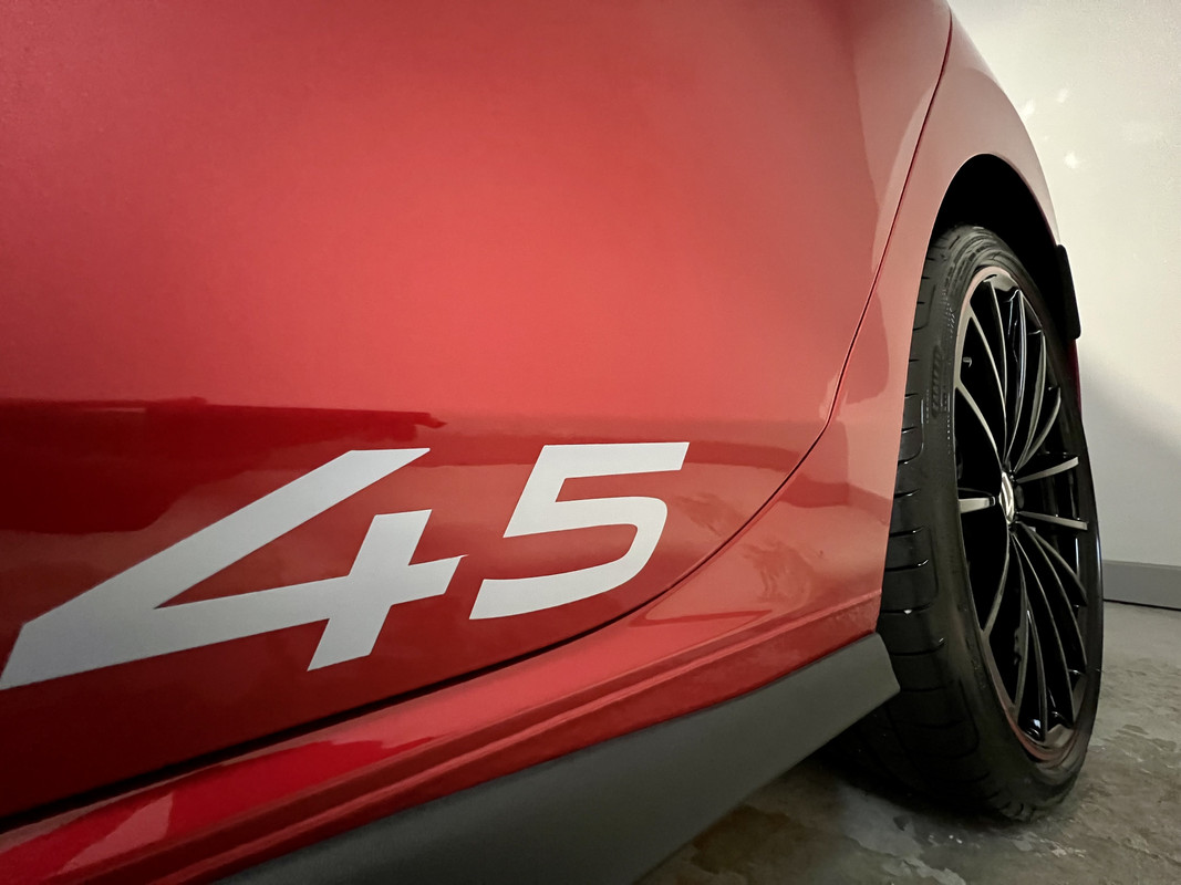 4D3B4FBC-8D2D-42CE-9F15-6A4575590485