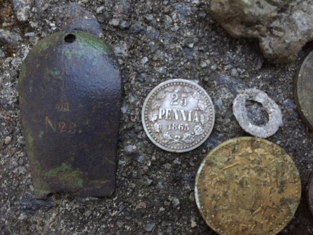 E34A29D2-6B28-4CD7-B4E2-4F00514BB4DA