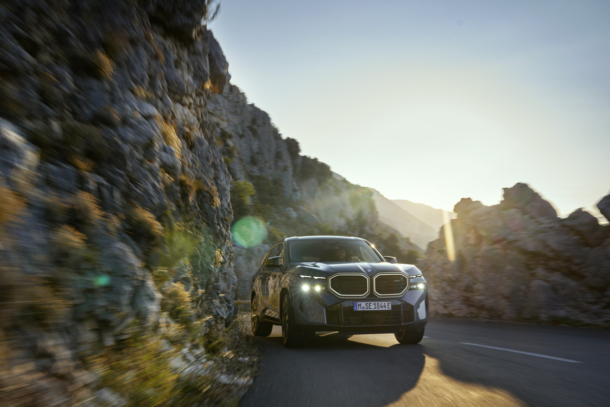 P90478672_highRes_the-first-ever-bmw-x
