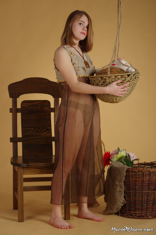 MarvelCharm_Nicolette-Basket-Lady-020