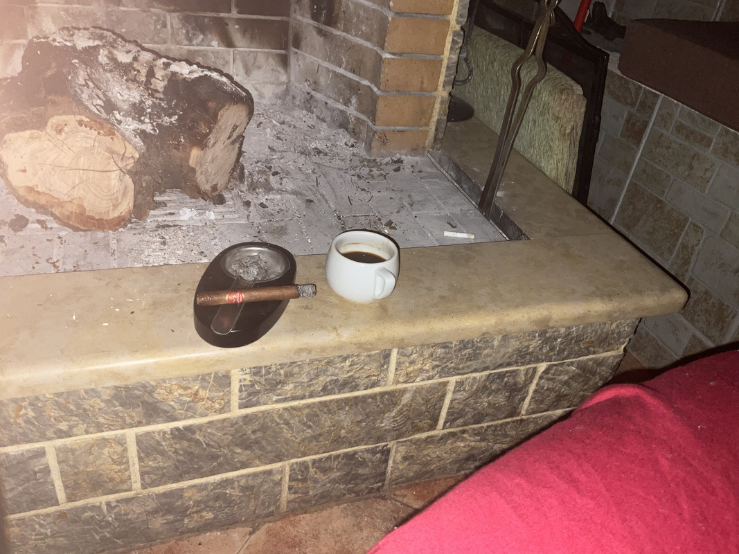 DBF4BAF6-744D-4D22-8A7B-34537672DF94