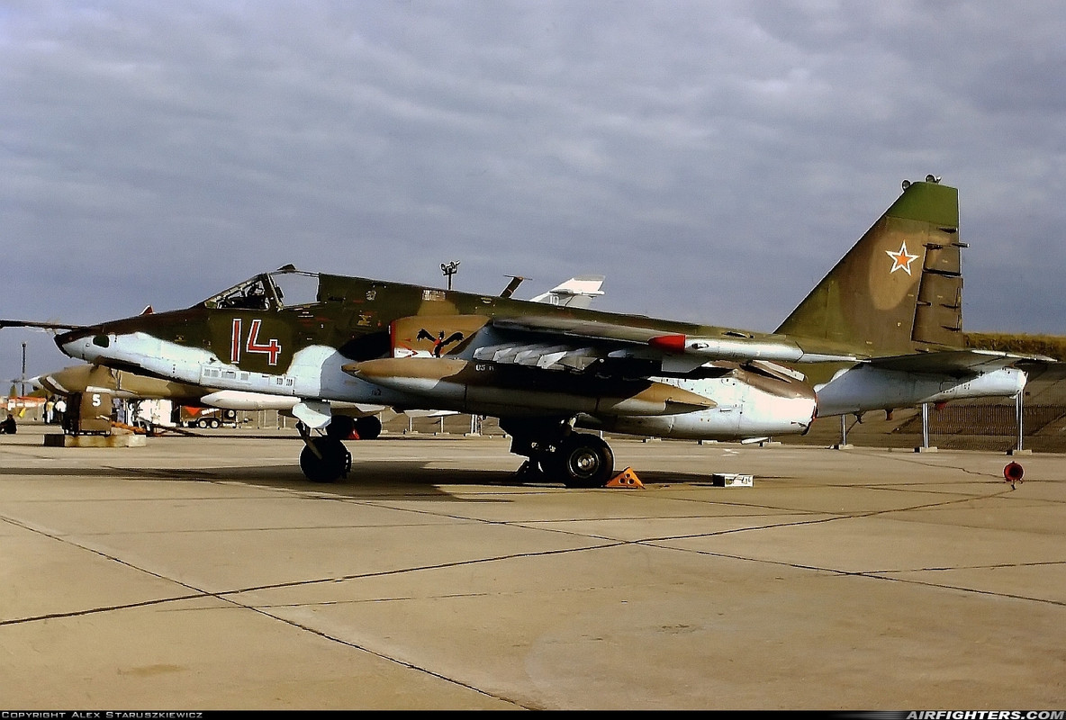 368 ShAP Su-25BM 14 RED (cn 25508110506)_15.08.92_Grossenhein