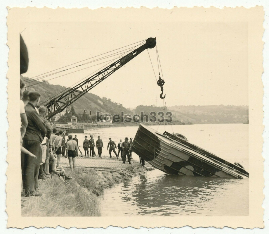 10 Fotos Pioniere der Wehrmacht Rhein Kriegsbrücken Fähre Ponton B-Gerät Kran4