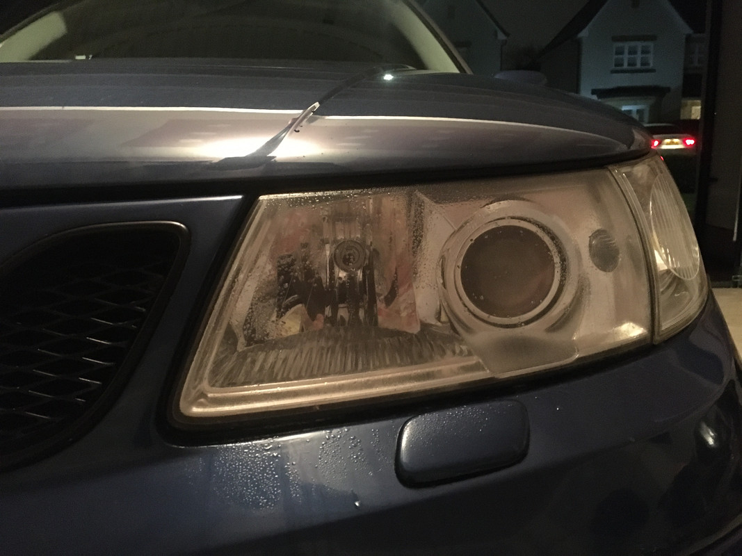 409DE600-8CD8-4A1D-8678-52499A94BB9B