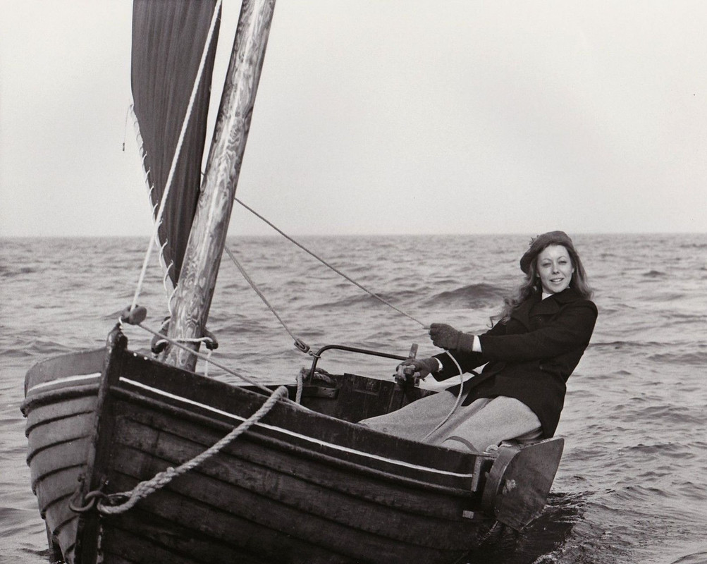 Jenny_Agutter_c01