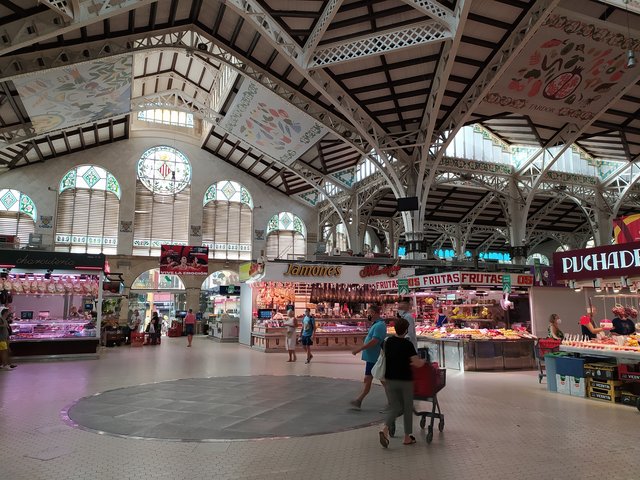 A Valencia con valentía - Blogs de España - Visita a la ciutat vella y paseo por la playa (1)