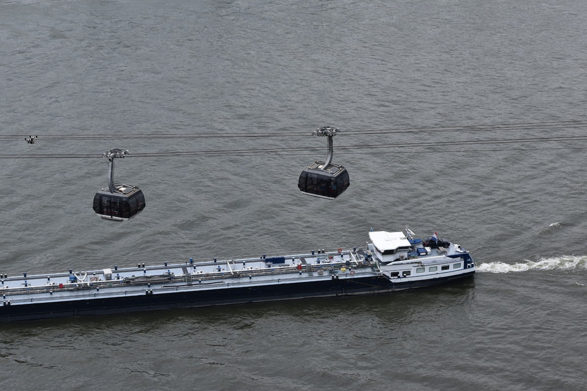 2022.06.27d7d Schiff River (1940x1293)