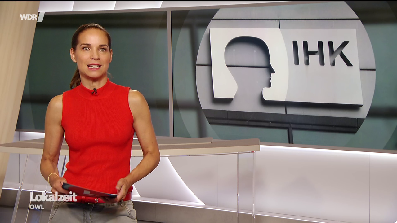 Kristina Sterz WDR Lokalzeit OWL 06 07 2026 118X Caps 113