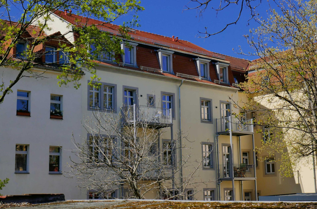 Bild: https://i.postimg.cc/4yC4BcFW/P1350158.jpg