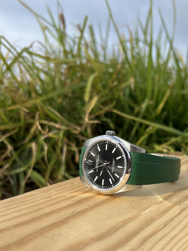 D84BCBF2-3628-4D61-AECE-D226D2ACF7AE