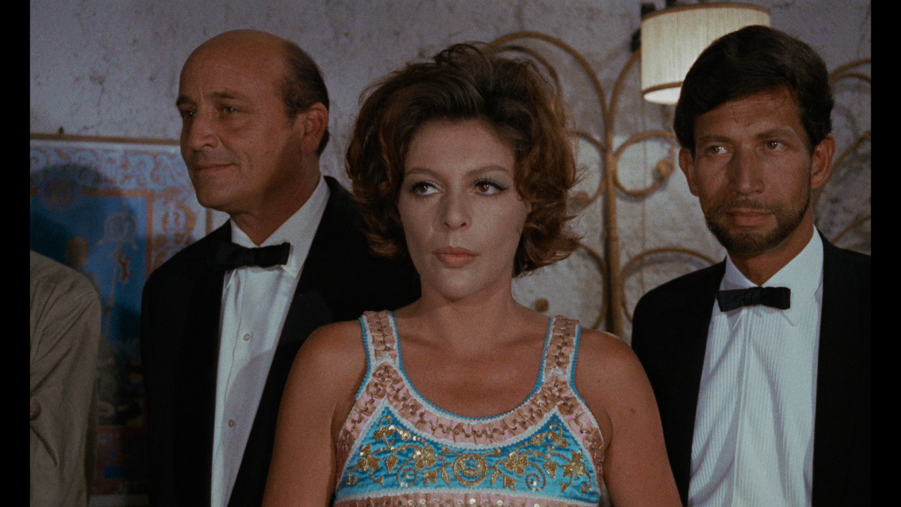 Haeschen.in.der.Grube.Rabbit.in.the.Pit.1969.2160p.UHD.BDREMUX.HDR.DV.HEVC-Нечипорук.mkv_snapshot_00