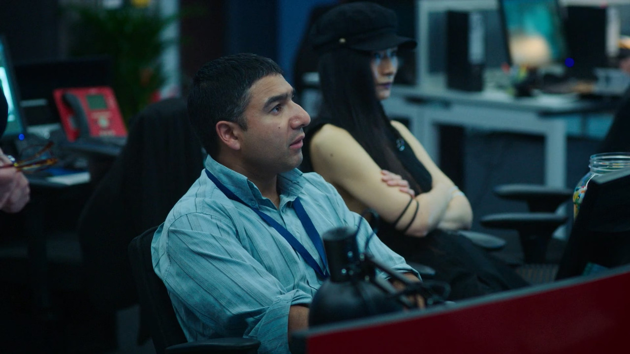 Intelligence (2020) S01E01 Episode 1 (1080p PCOK Webrip x265 10bit EAC3 5.1 - HxD) [TAoE].mkv_202007