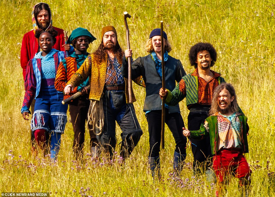 73212119-12298801-image-a-139-1689332652585