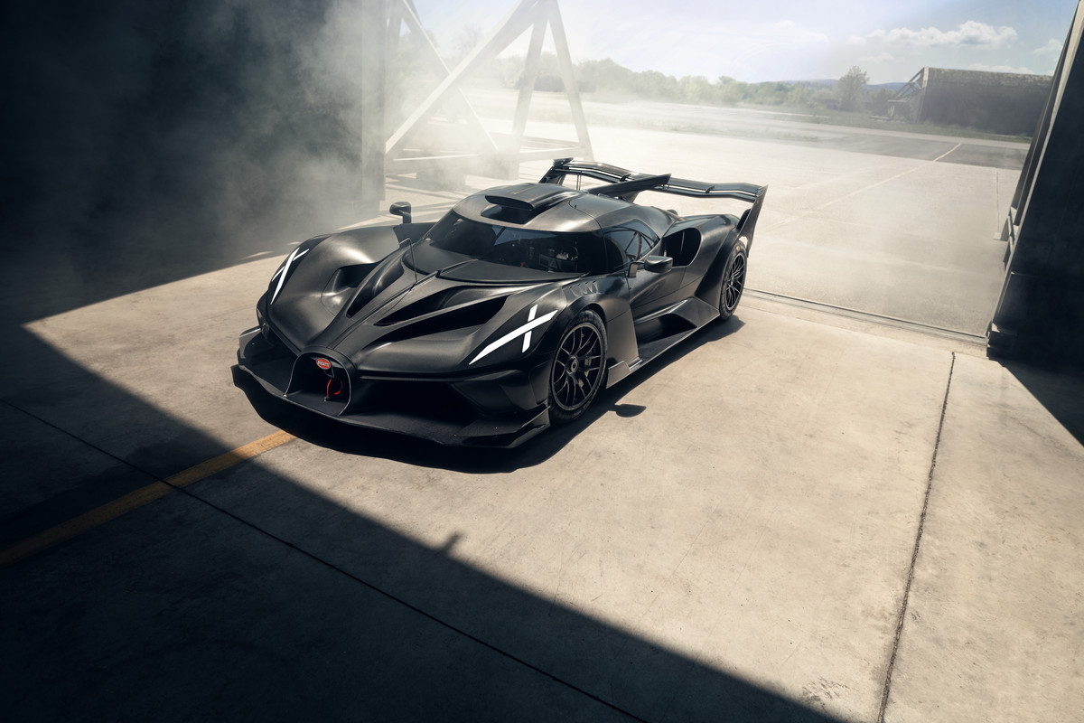 01BUGATTIBolide-High-SpeedTesting