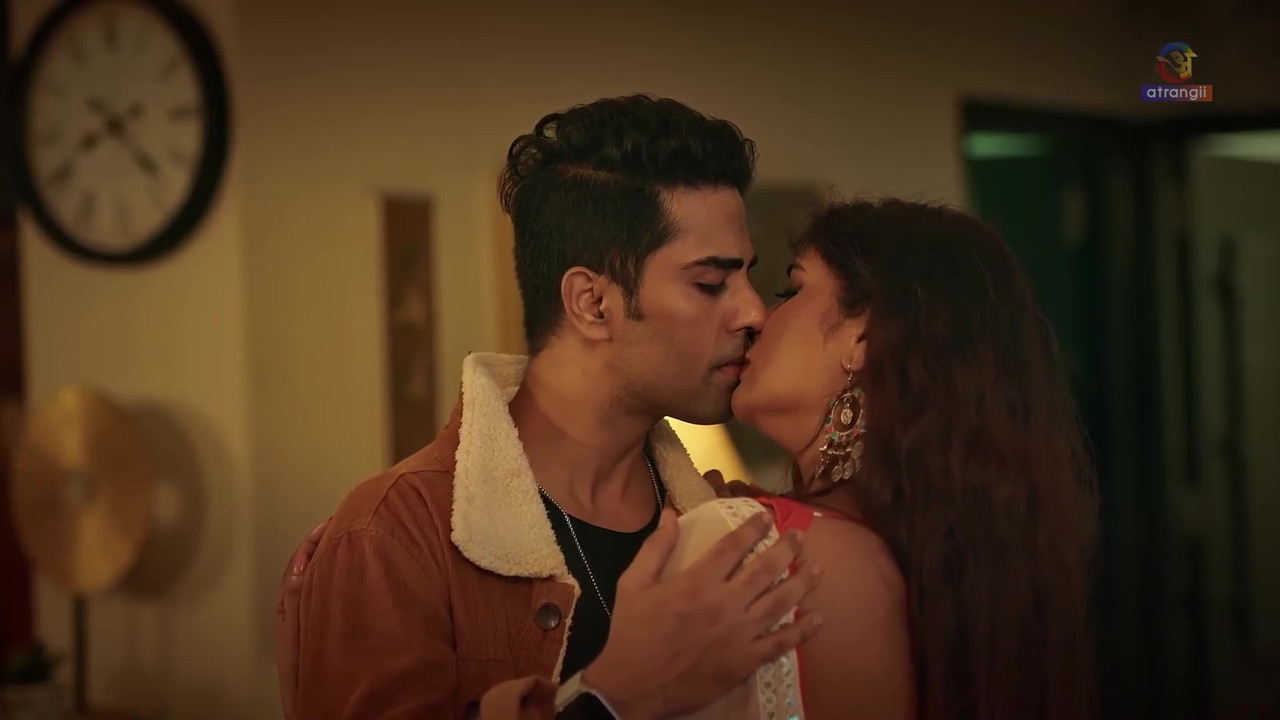 vlcsnap 2025 10 24 01h06m24s924