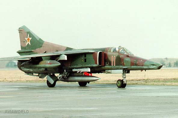 296 APIB Mig-27M 11 Red_8371254534