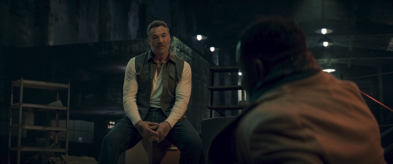 Hostile Takeover 2025 BDRip 1080p sele Zen mkv snapshot 00 09 59 592