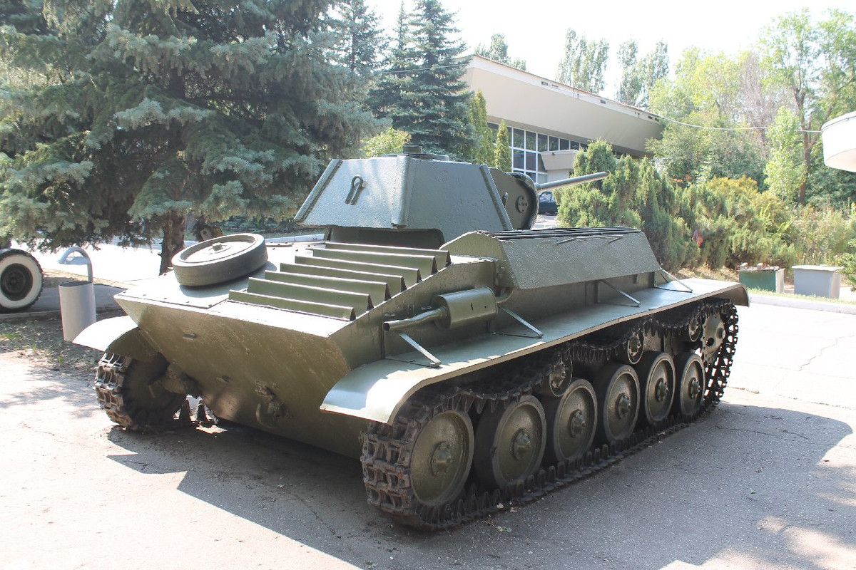 40-T-70