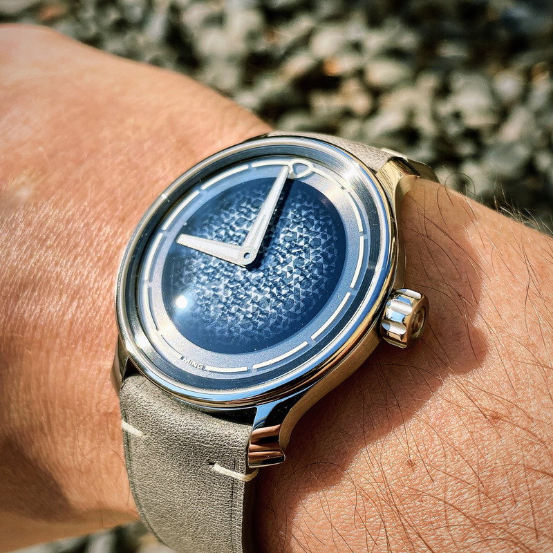 98BEE160-BFBC-4E21-8DD9-E986863E47E3