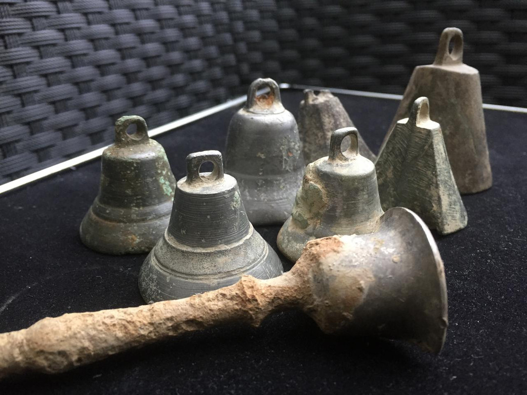 DE848A61-2B9C-4E64-8E06-CC5B7CE4BA0E