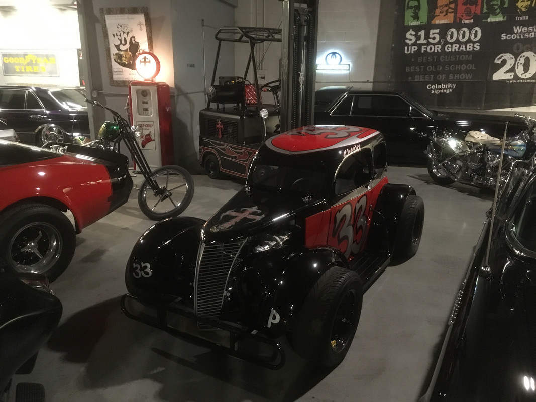 8B0879CB-6875-48BB-95F3-596301B1FA5A