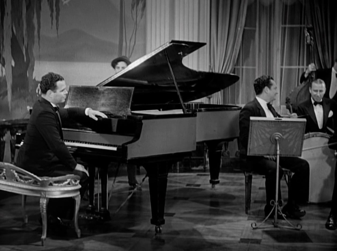 Monkey-Business-1931-1080p-Blu-Ray-YTS-M