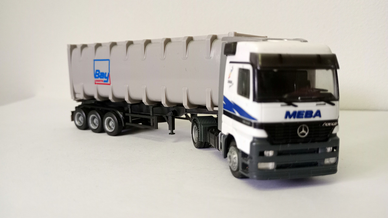 Mach (3411)