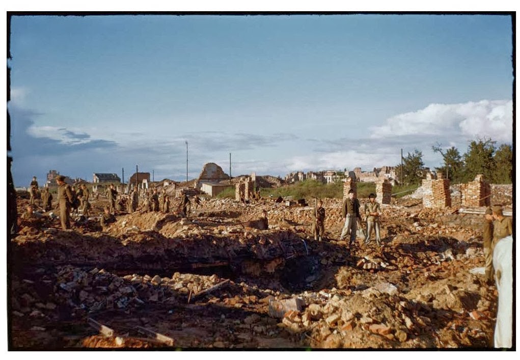 Varsovia en color, agosto 1947