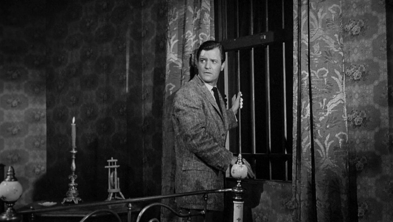 LA CASA DE LA COLINA ENCANTADA mkv snapshot 00 46 57 850