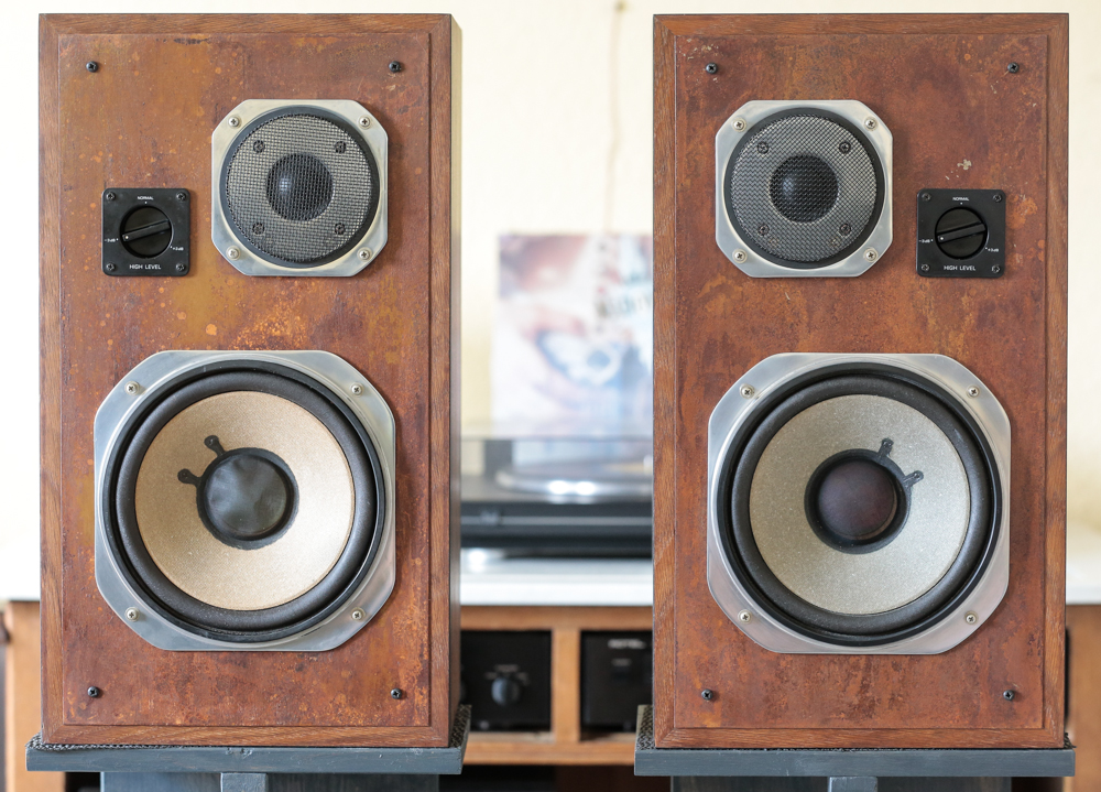 [Bild: Yamaha-NS-625-jcs-0023.jpg]