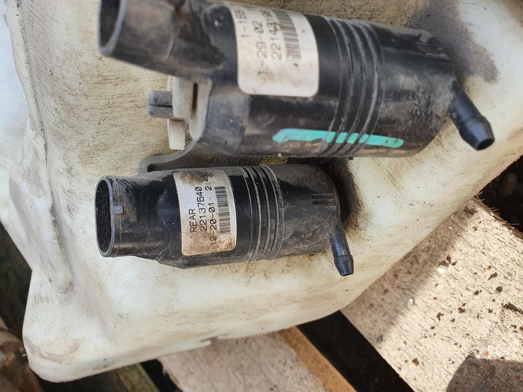 Насос омывателя