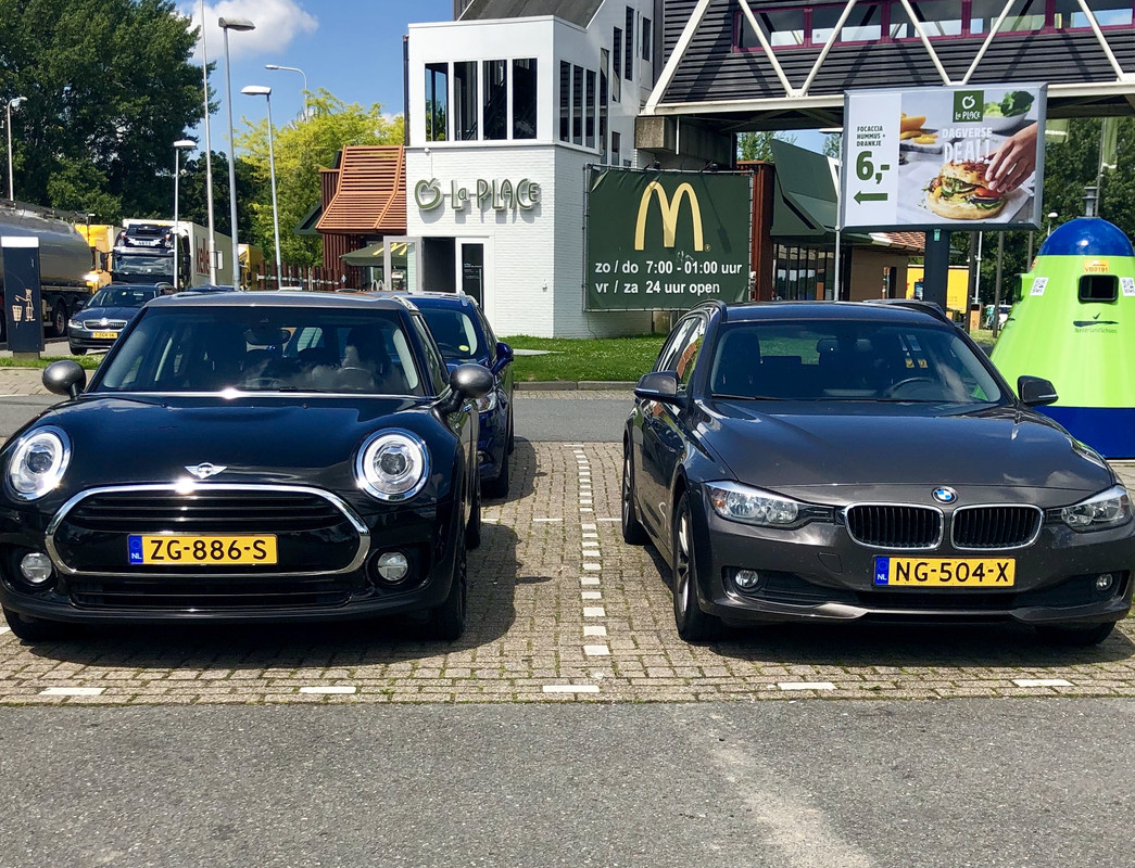 5B12CA78-2BF5-4A48-B4B2-E81D27025C61