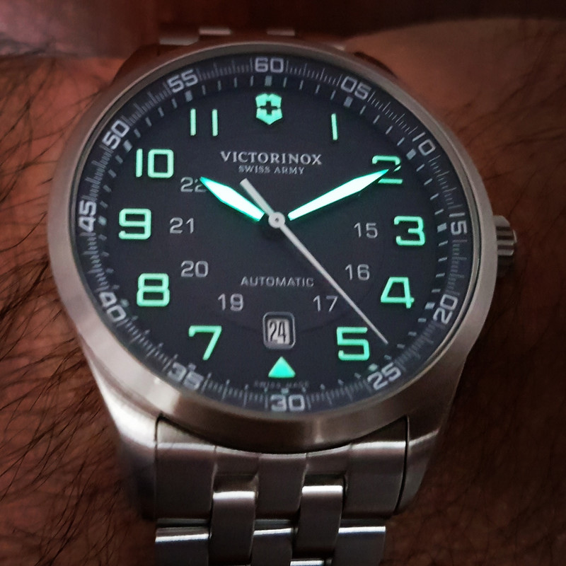 Victorinox Swiss Army AirBoss Mechanical #241508  (3)