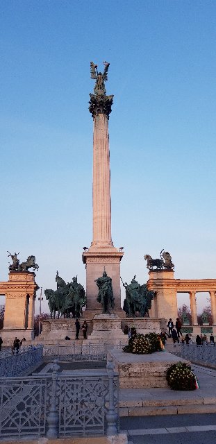 BUDAPEST EN UN FIN DE SEMANA - Blogs of Hungary - Bastión, Castillo de Buda, Plaza de los Héroes, Castillo de Vajdahunyad etc (27)