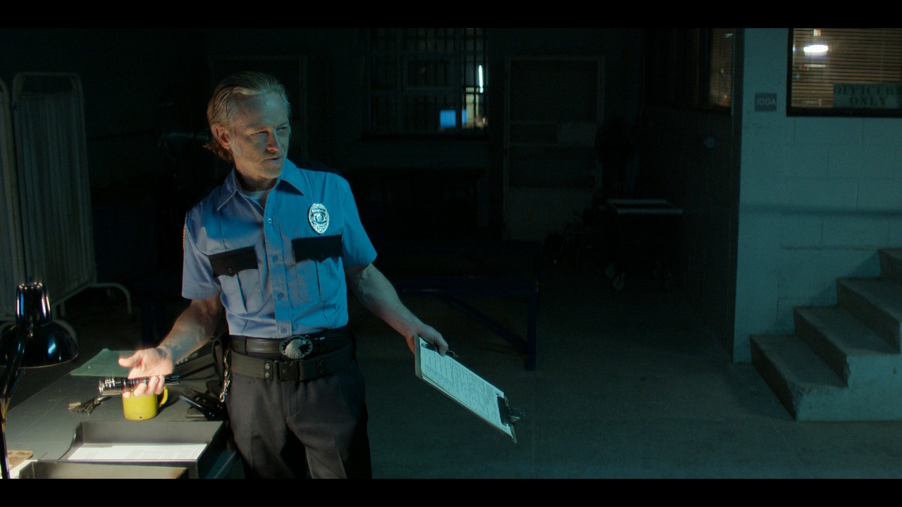 REACHER (TV) 2022 S01E01 Amazon 1080p WEB DDP x264-NM21vi.mkv_snapshot_22.43.362