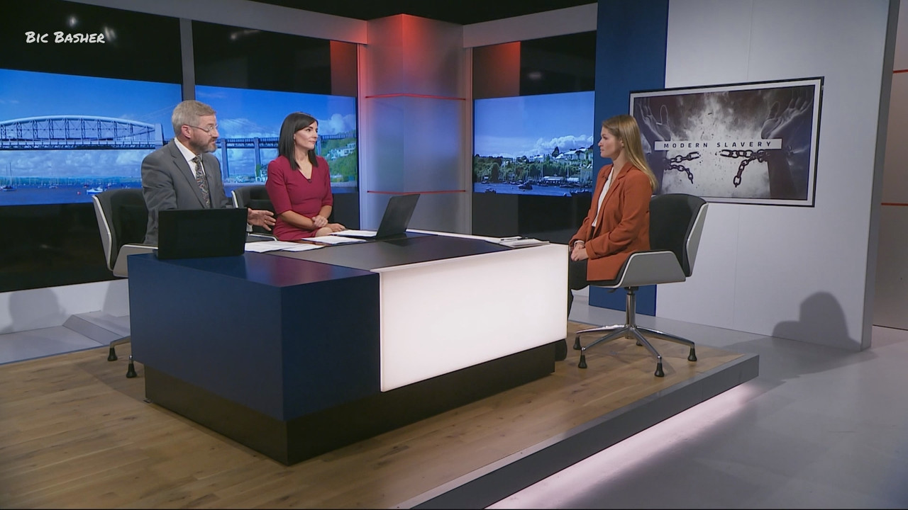 09.23 - 18.00.00 - ITV News West Country. Breaking news and current s....ts_snapshot_11.44.980