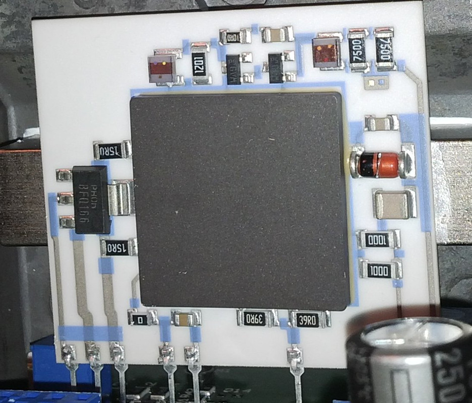 Barco_hybrid_different