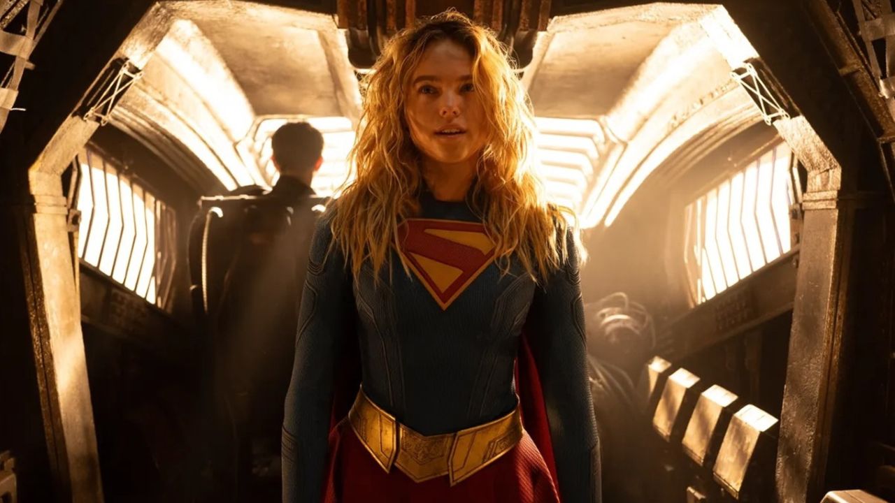 supergirl-milly-alcock-capa