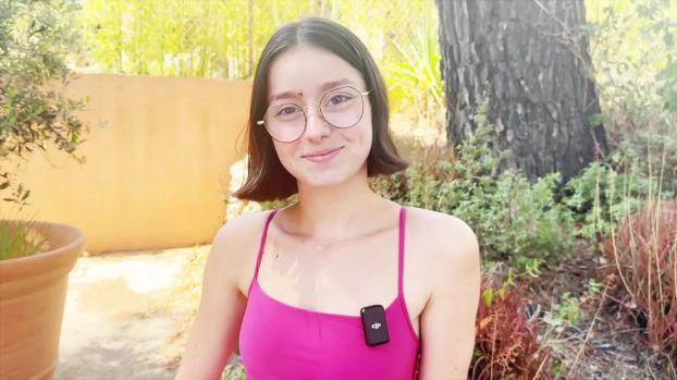 JacquieEtMichelTV – Penelope – 19 years old, cosmetics saleswoman in Paris!