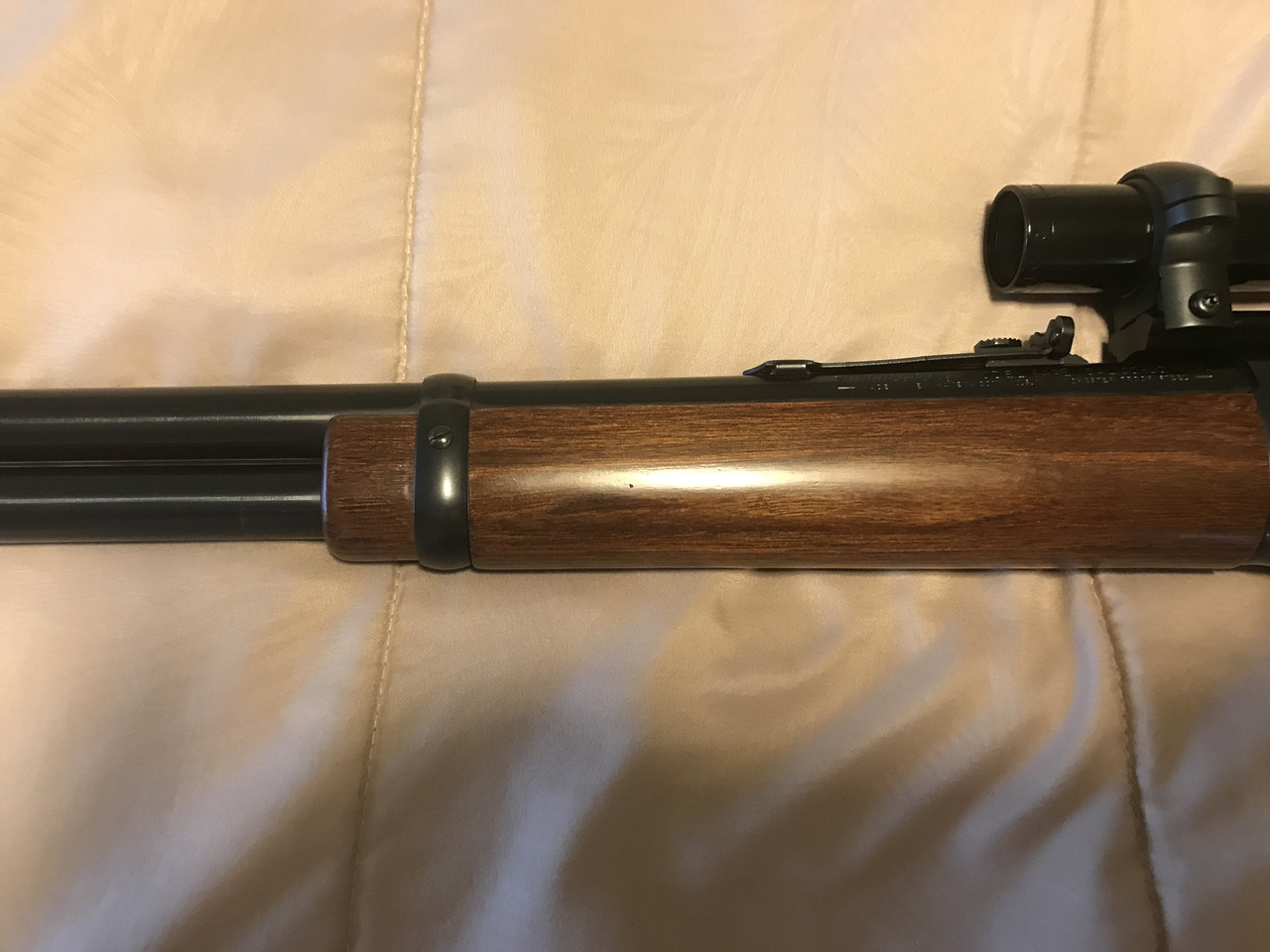 77064378696 43E44AD7 5A9B 4126 87E2 1337C00866DA