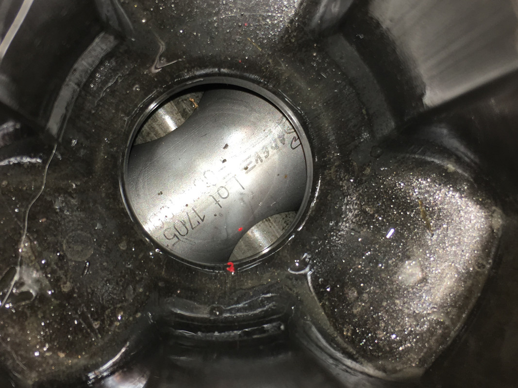 4F57091D-952A-430E-B857-492B5A516726