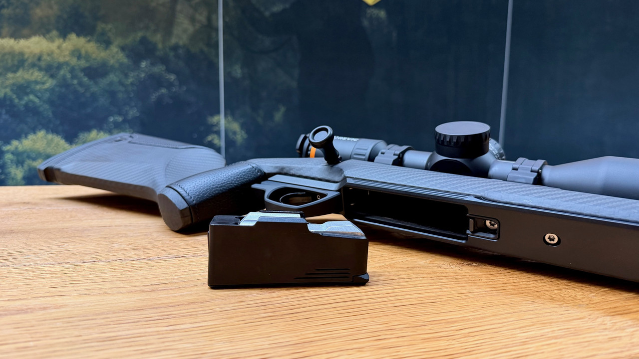 Gunwerks-Nexus-Black-11