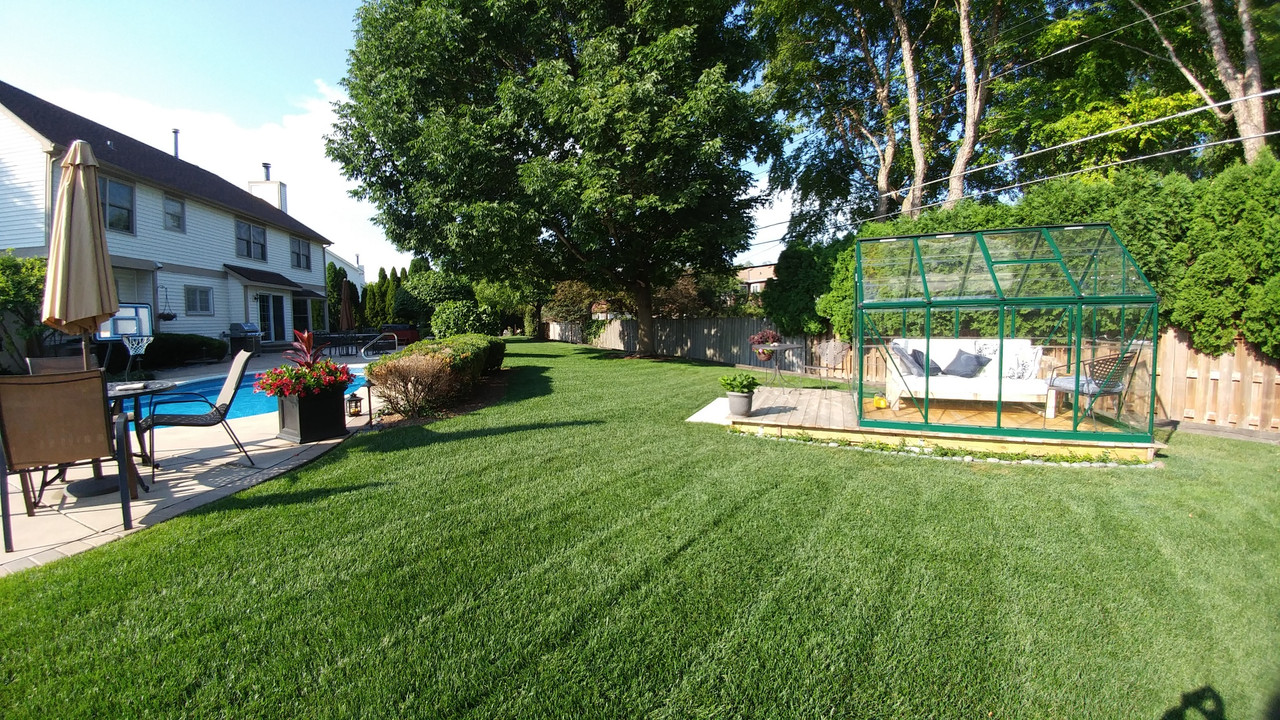 The Drunken Crab Backyard Pub...