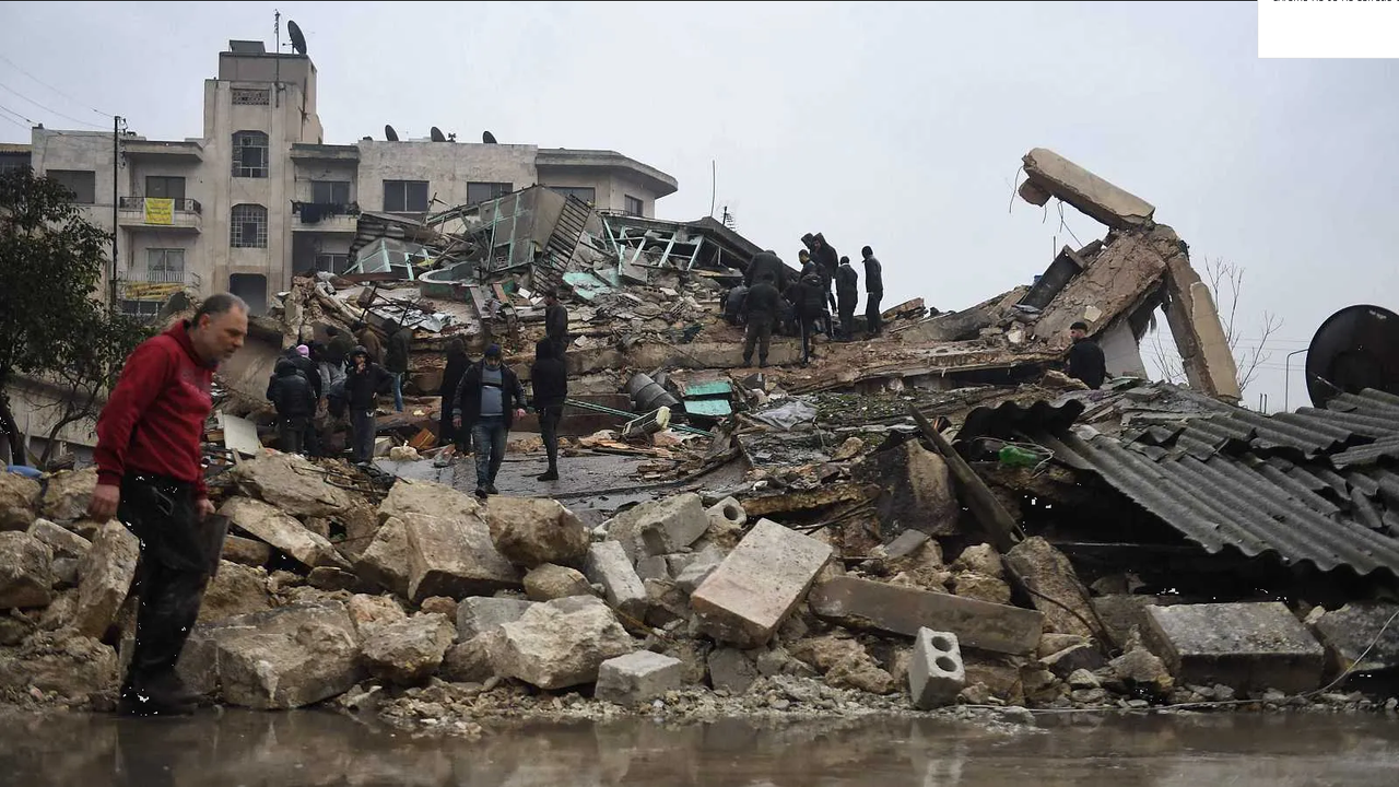 Indignación en Turquía por respuesta tardía del gobierno ante terremotos