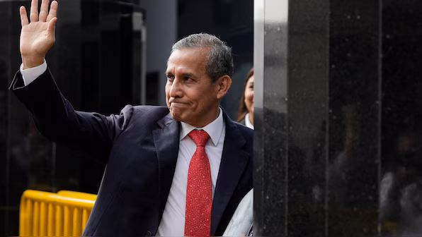 2025-04-15-T164415-Z-1-LYNXMPEL3-E0-V1-RTROPTP-4-PERU-HUMALA-TRIAL-2025-04-08002d0c997ec339b90604cabf83c