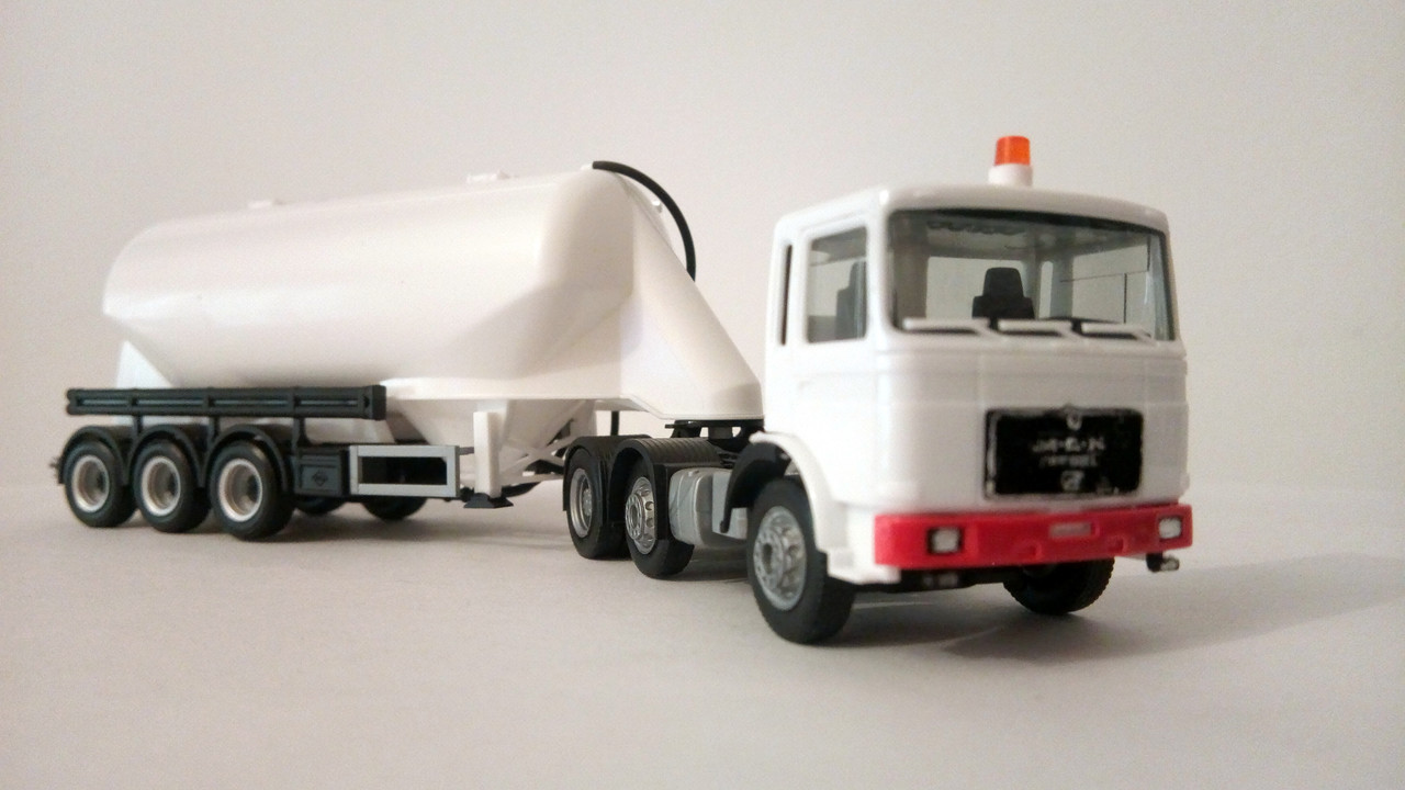 Mach (9212)