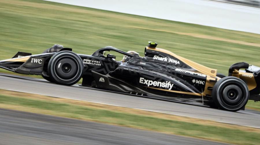 brad pitt formula 1 silverstone