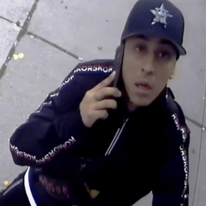 1-E6-CBE61-8433-4685-824-C-799-EDB64926-