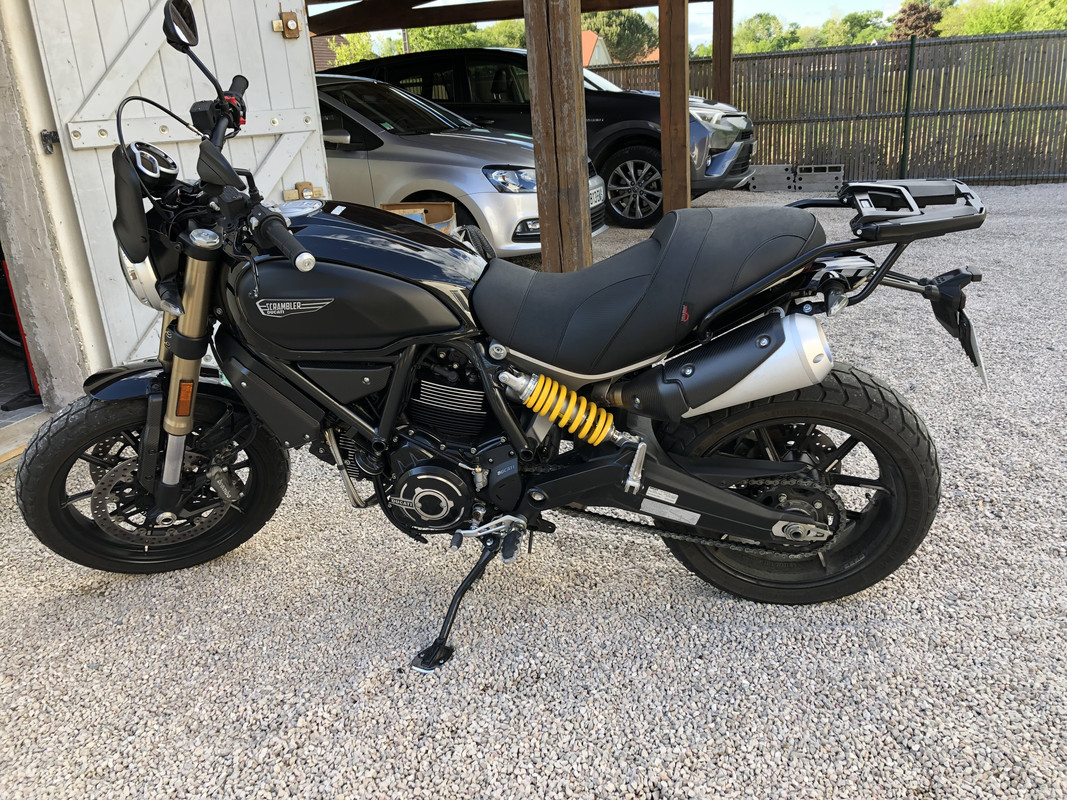 21227073-99E3-4801-9A68-473CBDDFEDA7