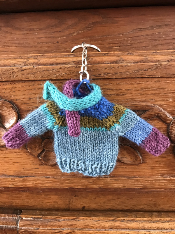 Tiny Jumper keyring (1)